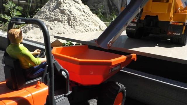 Бетономешалка BRUDER делает настоящий Бетон. Concrete BRUDER Mixer Makes Real Concrete. смотреть онлайн