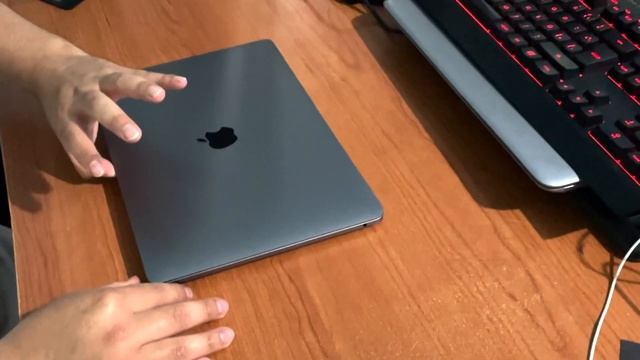 Unboxing Macbook Pro 13" M1 2021 смотреть онлайн