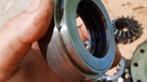 Приварились к осям сателлиты Дифференциала переднего моста Carraro 20.44 + ревизия заднего