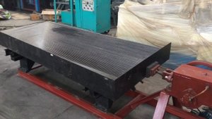 Концентрационный стол СКО-2