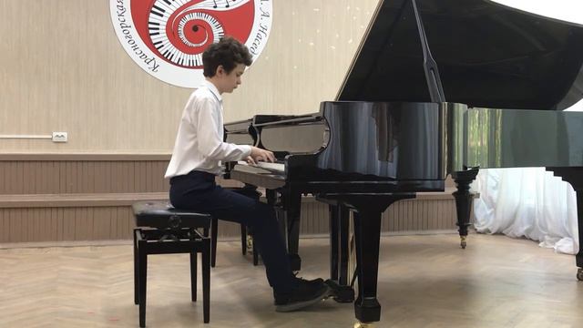 Сидоров Владимир. Р. Шуман «О дальних странах и людях»