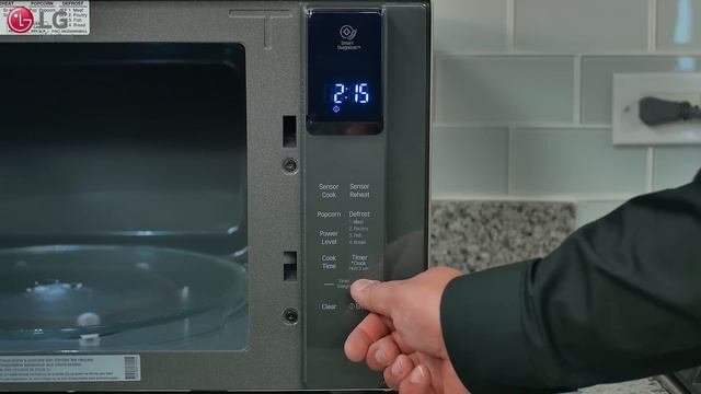 LG NeoChef™ - Setting the Clock & Kitchen Timer смотреть онлайн