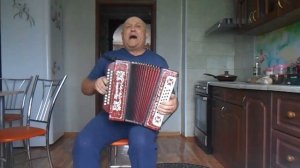 На подареной гармони исп  Валерий Заведяев