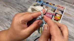 Чепчик «Кроха» спицами. Knitted baby hat.