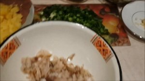 Салат со скумбрией горячего копчения