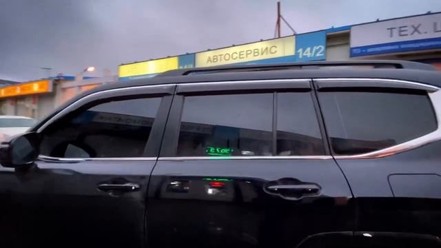 Обвес из нержавеющей стали Toyota Land Cruiser 300 смотреть онлайн