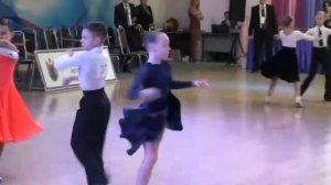 ВОТ КАК НАДО ТАНЦЕВАТЬ В ДЕТИ-2! БАЛЬНЫЕ СПОРТИВНЫЕ ТАНЦЫ