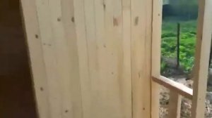 Садовый каркасный домик на базе бытовки
