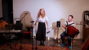 Ульяна Карлова- Чарочка (сл. и муз. У. Карлова)