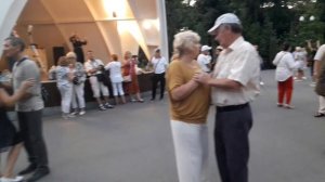 Позади крутой  поворот!!! ??Танцы в парке Горького!!!?? Харьков 2021