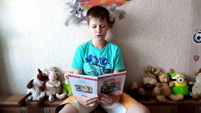 Акция "Здравствуй, школа!" Каревин Дима читает стихотворение  Агнии Барто "В школу"