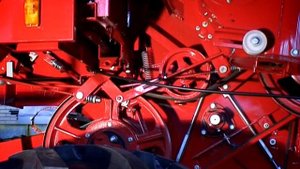 видео руководство по настройке и регулировке зерноуборочного комбайна Лида-1300 часть 2