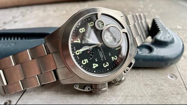 Обзор часов Hamilton Khaki Navy Frogman Титан
