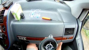 Mercedes-Benz Vito 2003. ЗАМЕНА ПЕРЕДНИХ ШТАТНЫХ ДИНАМИКОВ
