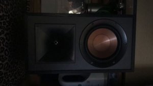 Klipsch  r-51m bass test