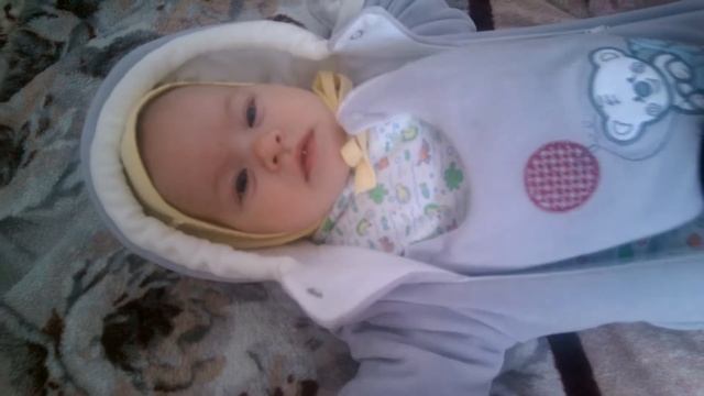 Как одевать ребенка на улицу зимой на прогулку? смотреть онлайн