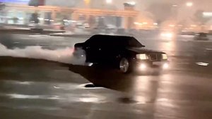 Mercedes-Benz W124 E500 Волчок