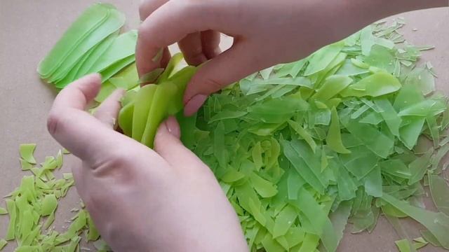 Asmr soap. Ломаю мыльные пластинки и режу мыло на кубики. Подборка. смотреть онлайн