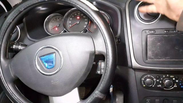 خطأ لا ترتكبه عند تغيير البطارية تع Dacia Logan Symbole et Sandero смотреть онлайн