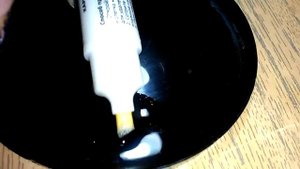 Как быстро заправить карандаши для коррекции маникюра?