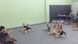 24.12.17 Показательное выступление по художественной гимнастике за 1,5 месяца занятий.