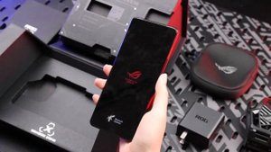 Asus Rog phone 8 Pro unboxing
