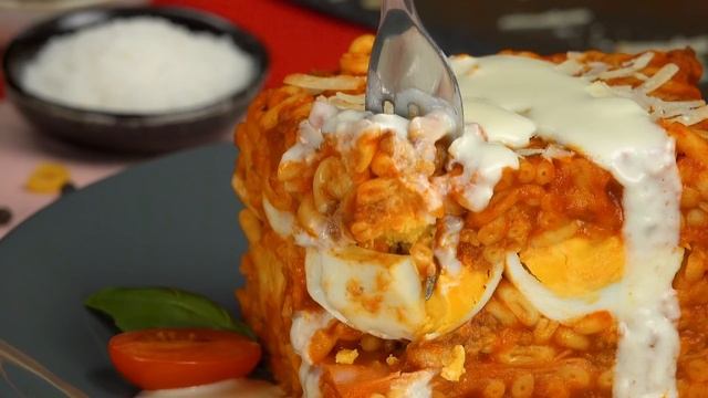 Все просветы заполняем моцареллой. Результат удивит и вкусом, и видом. смотреть онлайн