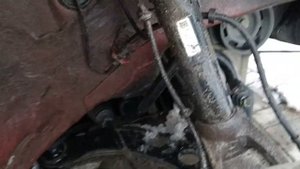 глухой стук при езде на неровностях - замена втулки стабилизатора гольф 4 бора шкода октавия тур