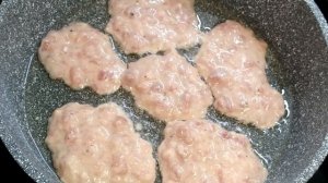 107.  Мясные оладьи из фарша.