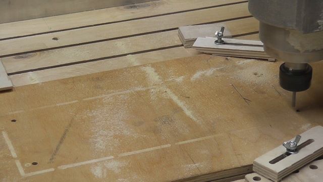 Делаем нарды в Fusion 360. Часть 2. Работа ЧПУ станка.