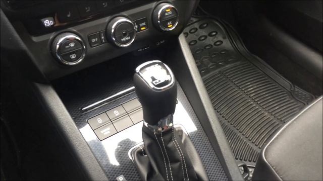 Présentation de ma Skoda Octavia Combi RS! 0-100 km/h (2.0L 184chx) смотреть онлайн