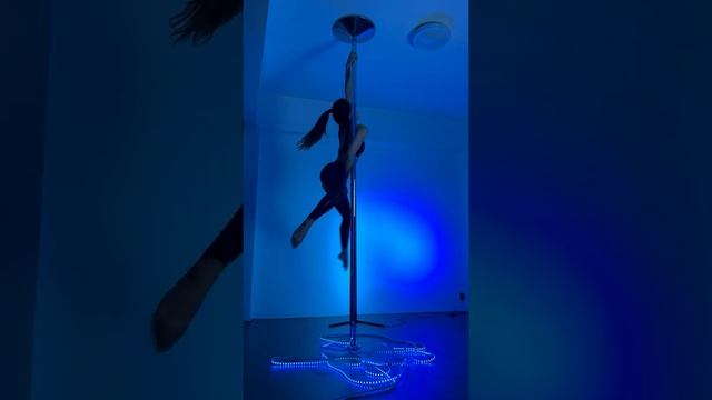 Pole Flow - Upper Beginner Live Lesson 13 March 2022