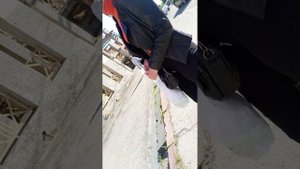 Знакомство с замужней женщиной. Договорились что выпьем у меня и останется до утра