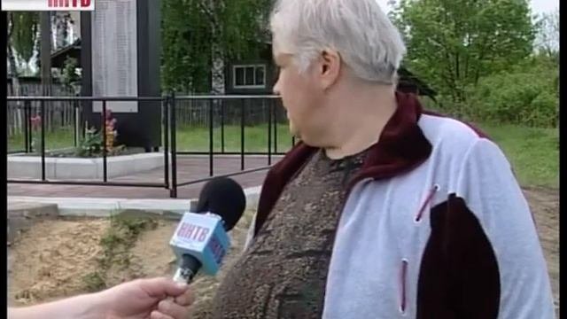 Памятник_в_деревне_Орехово