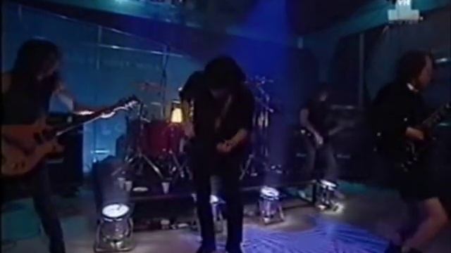 AC/DC - Riff Raff live at VH1 studios смотреть онлайн