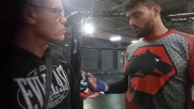 ММА, Афганский боец говорит что таджики мои братья и вызвал на реванш Дениса Хурдинова и Минеева. смотреть онлайн