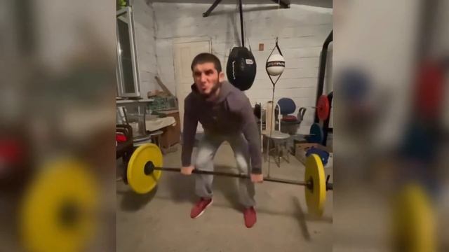 Ислам Махачев чуть не УРОНИЛ ШТАНГУ
