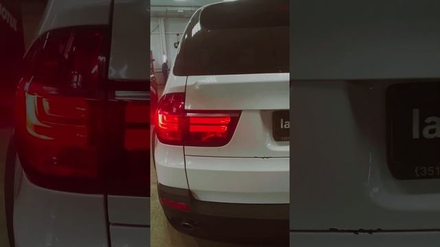 BMW X5 Е70 Замена задних фонарей на рестайлинговые! Дооснащение!