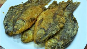 Караси жареные на сковороде/ Простой рецепт жареных карасей.