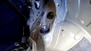 Стук на TOYOTA COROLLA E150