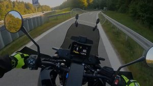 Husqvarna Norden 901| Topspeed test | Akrapovic RAW sound