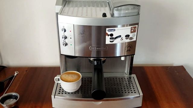 Эспрессо кофеварка Delonghi EC 750 EX IFD - Espresso & Latte (Эспрессо и латте) смотреть онлайн