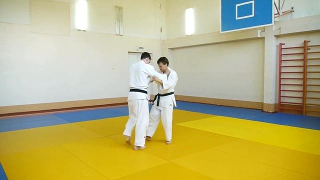 KO SOTO GAKE / Зацеп снаружи голенью / 小外掛 смотреть онлайн