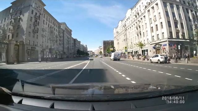 По Москве 11 июня 2018 смотреть онлайн