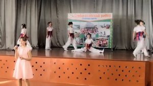 Танец "?? Россия - мы дети твои"