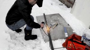 сварочный аппарат ТОРУС 200с заварит даже школьник.