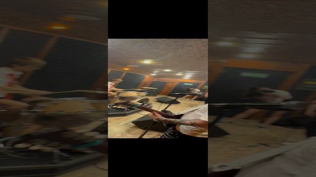 KeyJey, Geezay - Честность