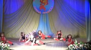 Танец "Бибика". Ансамбль "Улыбка" п. Пурпе