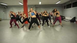 Zumba - INNA - Ruleta (feat. Erik) Zumba Vilniuje Zumba Auguste
