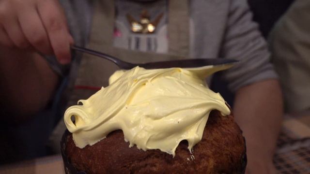 ДЕТСКИЙ КУЛИНАРНЫЙ МАСЕР КЛАСС/ Пасхальные куличи от Доры и Алисы! смотреть онлайн